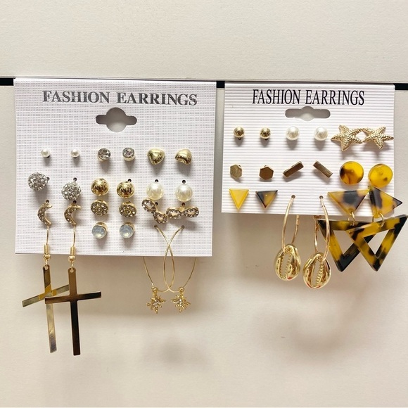 45 Pairs of Earrings! Gold Tone Studs, Fringe, Shapes - Picture 5 of 5